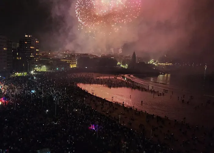 公寓 Amanecer Cantabrico *